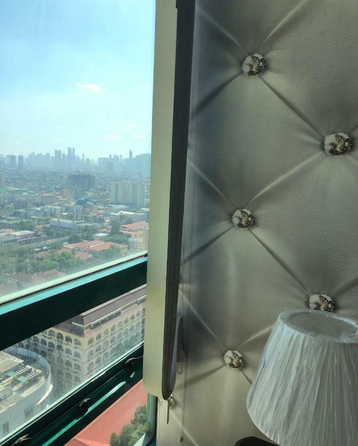 67 Sqm. Condo Unit In Robinson Place Residences Manila Exterior photo